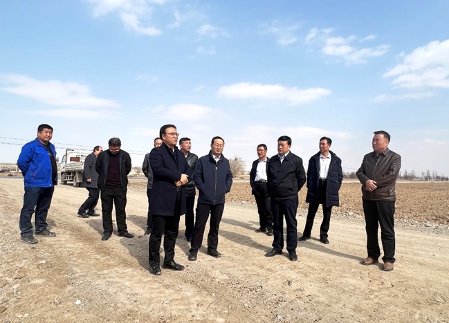 振興種業(yè)在行動(dòng),敦煌種業(yè)牽手奧凱種機(jī)、大禹節(jié)水現(xiàn)場(chǎng)對(duì)接推進(jìn)千畝智慧種業(yè)示范園區(qū)建設(shè)項(xiàng)目